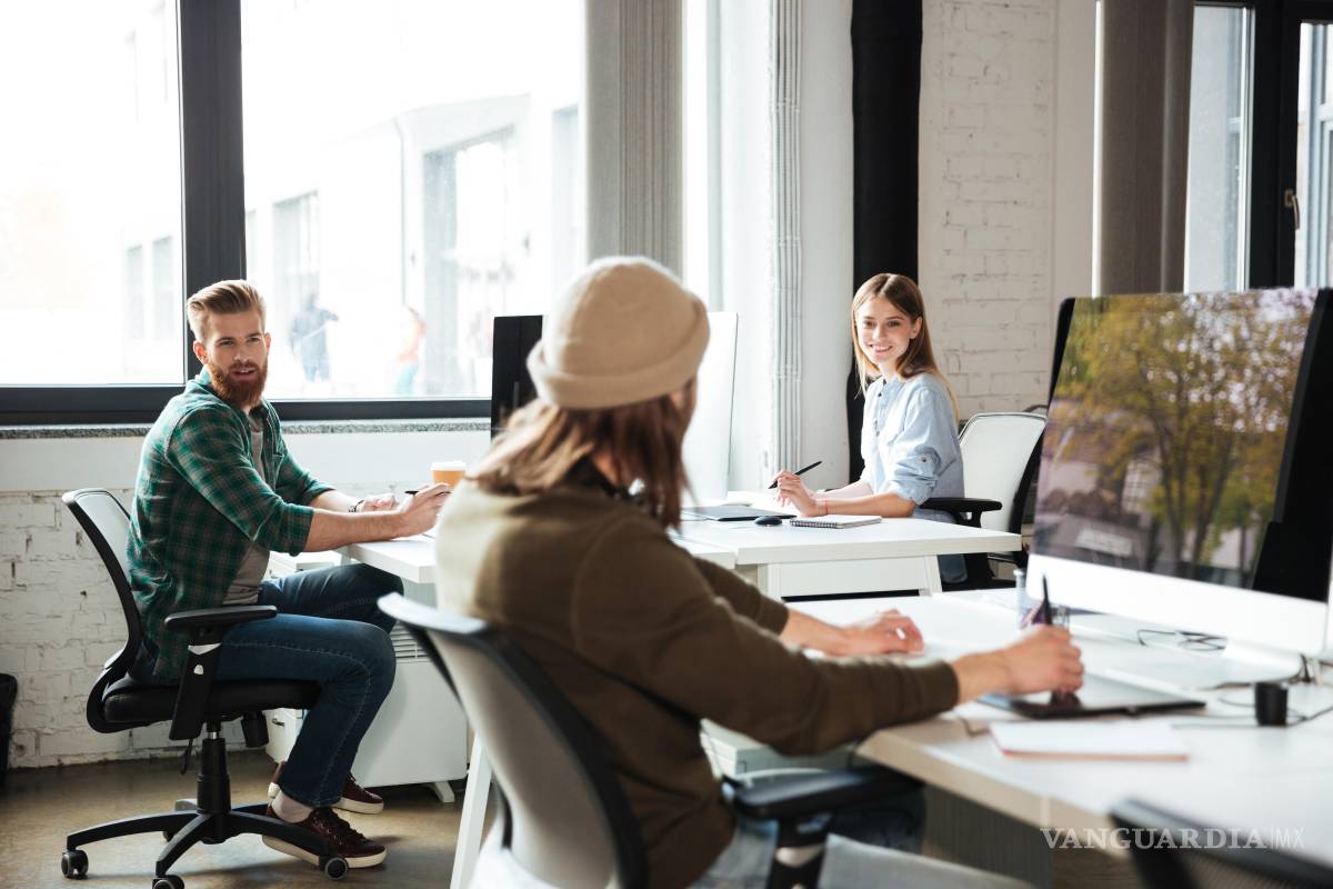 $!Los jóvenes, al igual que las personas con poca carrera laboral, se sienten observados y analizados al comenzar a trabajar.