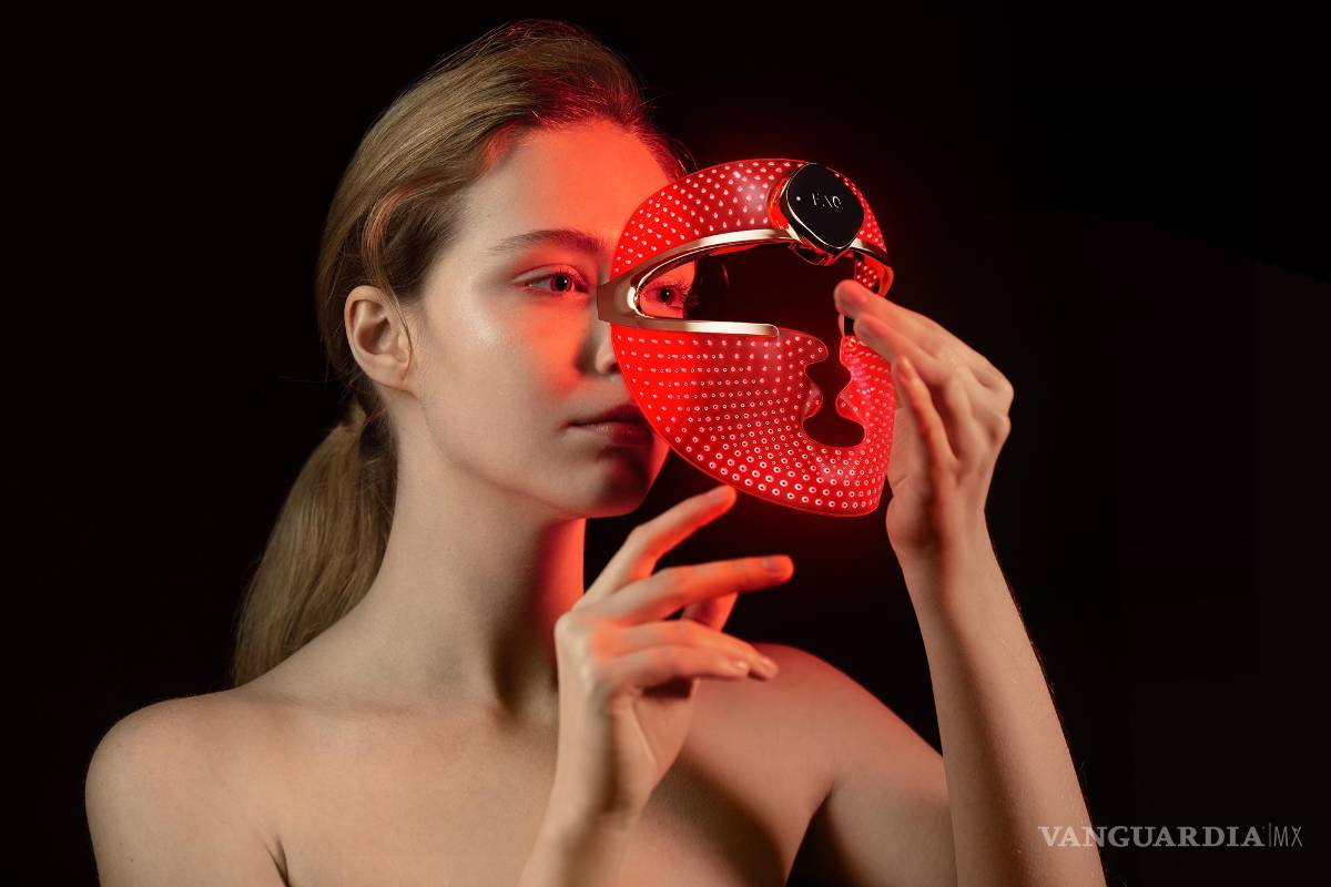 $!Hace años, las máscaras led eran una herramienta exclusiva de clínicas.