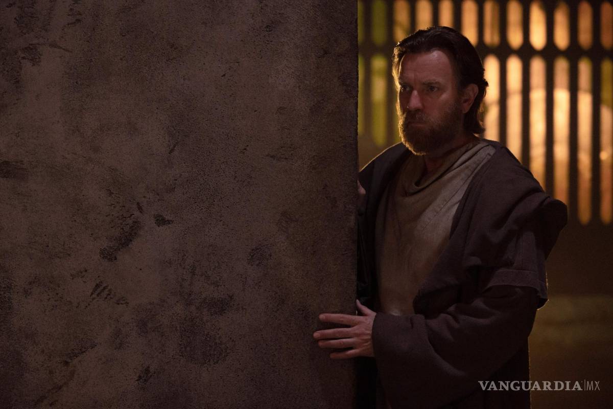 $!En esta imagen difundida por Disney+, Ewan McGregor en una escena de la serie Obi-Wan Kenobi, que se estrena el 27 de mayo.