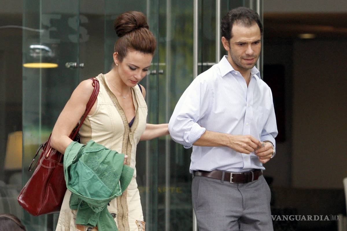 $!Silvia Navarro a punto del divorcio por celosa