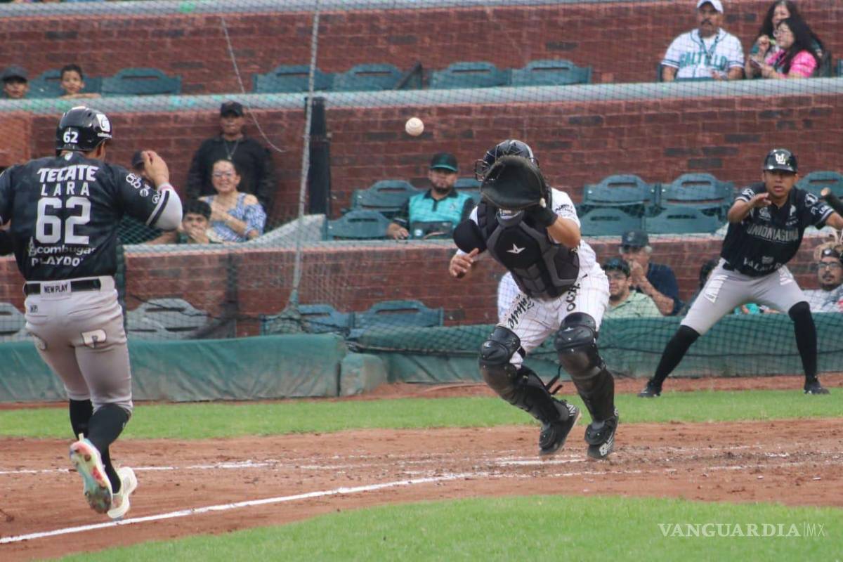 $!Los Saraperos de Saltillo no pudieron regresar nunca en el primer partido de la doble cartelera de este sábado en el Madero ante los Algodoneros de Unión Laguna.