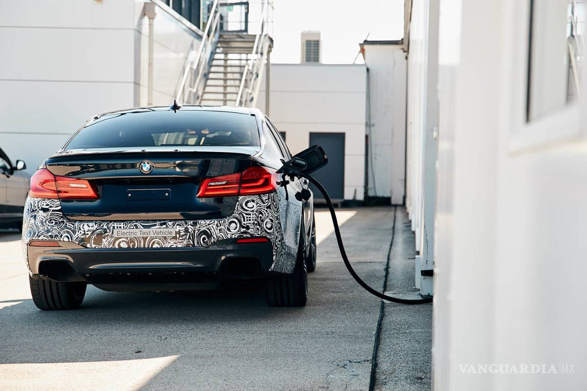 $!BMW quiere destronar al Tesla Model S, con su serie 5 Power BEV