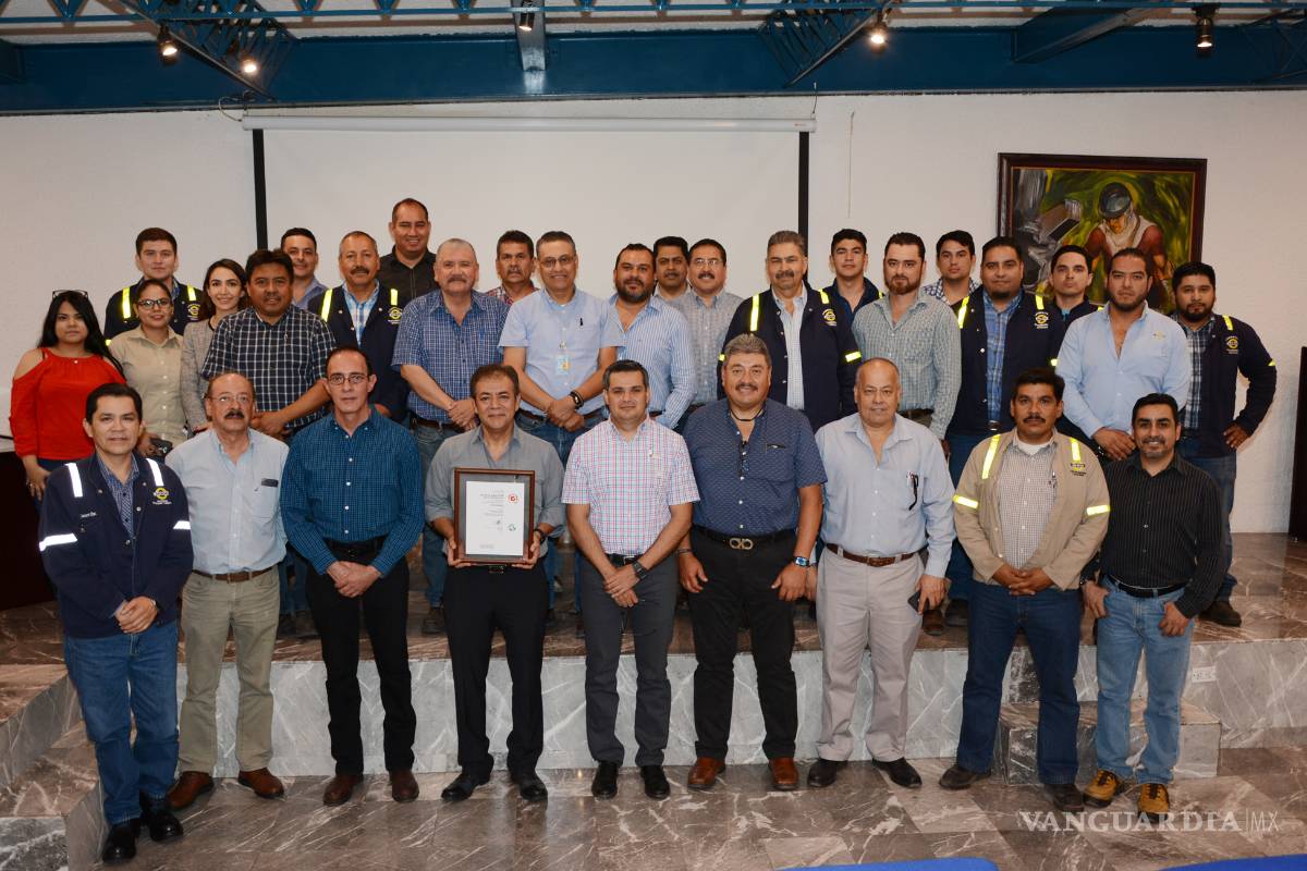 AHMSA recibe certificado de calidad automotriz