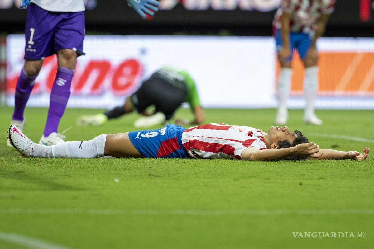 Las Chivas no encuentran el camino, siguen sin ganar