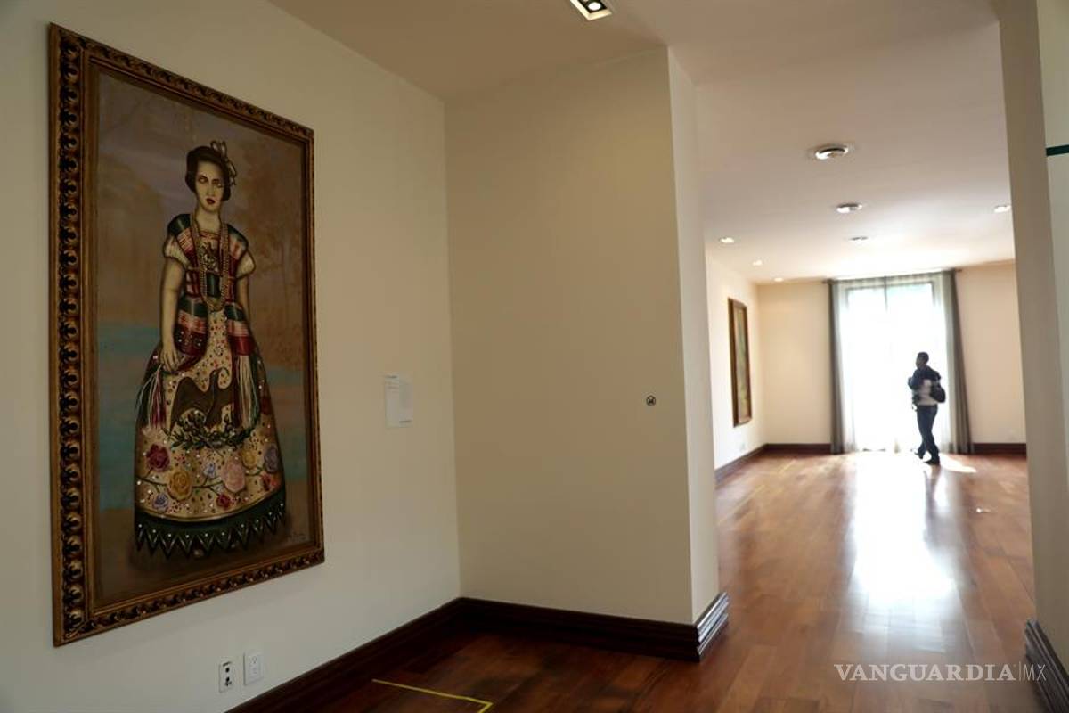 $!"De lo perdido, lo que aparezca", los 33 cuadros que Carlos Salinas encargó a pintores mexicanos