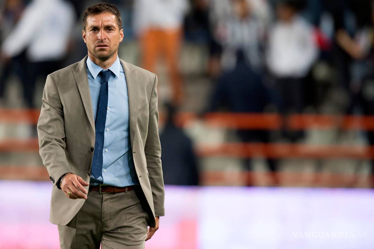 Al 'Chucky' Lozano no se le protege y un día México lo va a sufrir: Diego Alonso