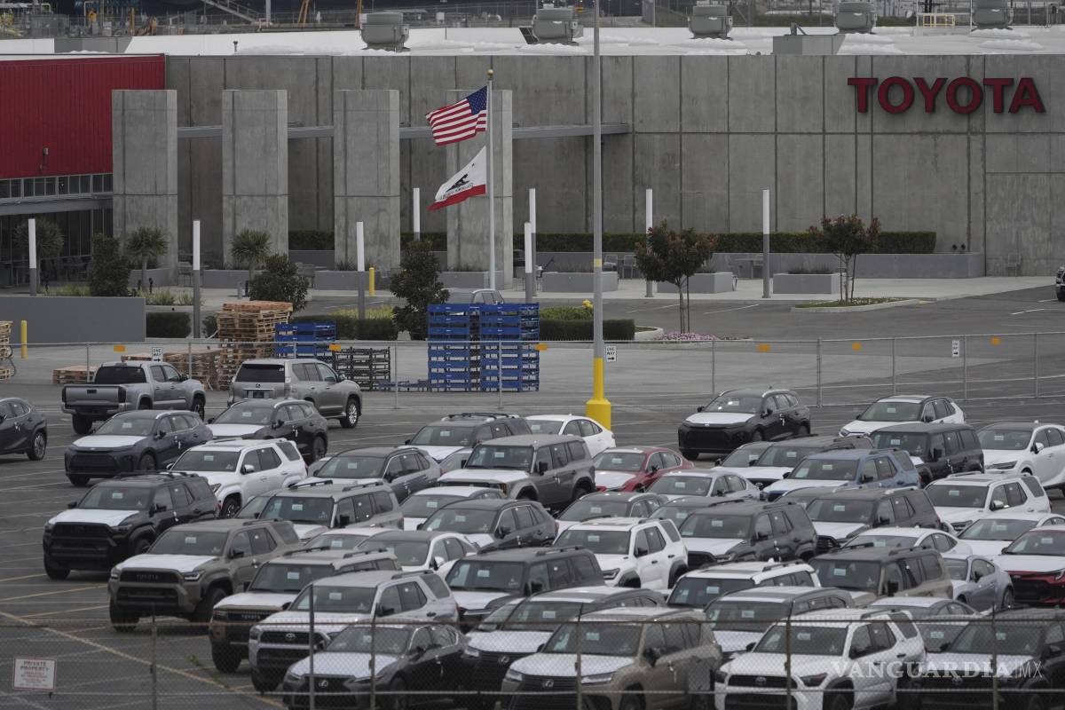 EU espera recaudar cien mil millones de dólares tras arancel del 25% a los autos importados