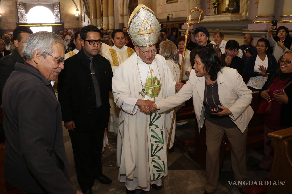 Celebra Francisco Villalobos, obispo emérito de Saltillo, 70 años de vida sacerdotal