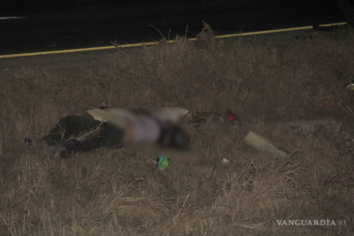 $!Muere atropellado en carretera Saltillo-Monterrey