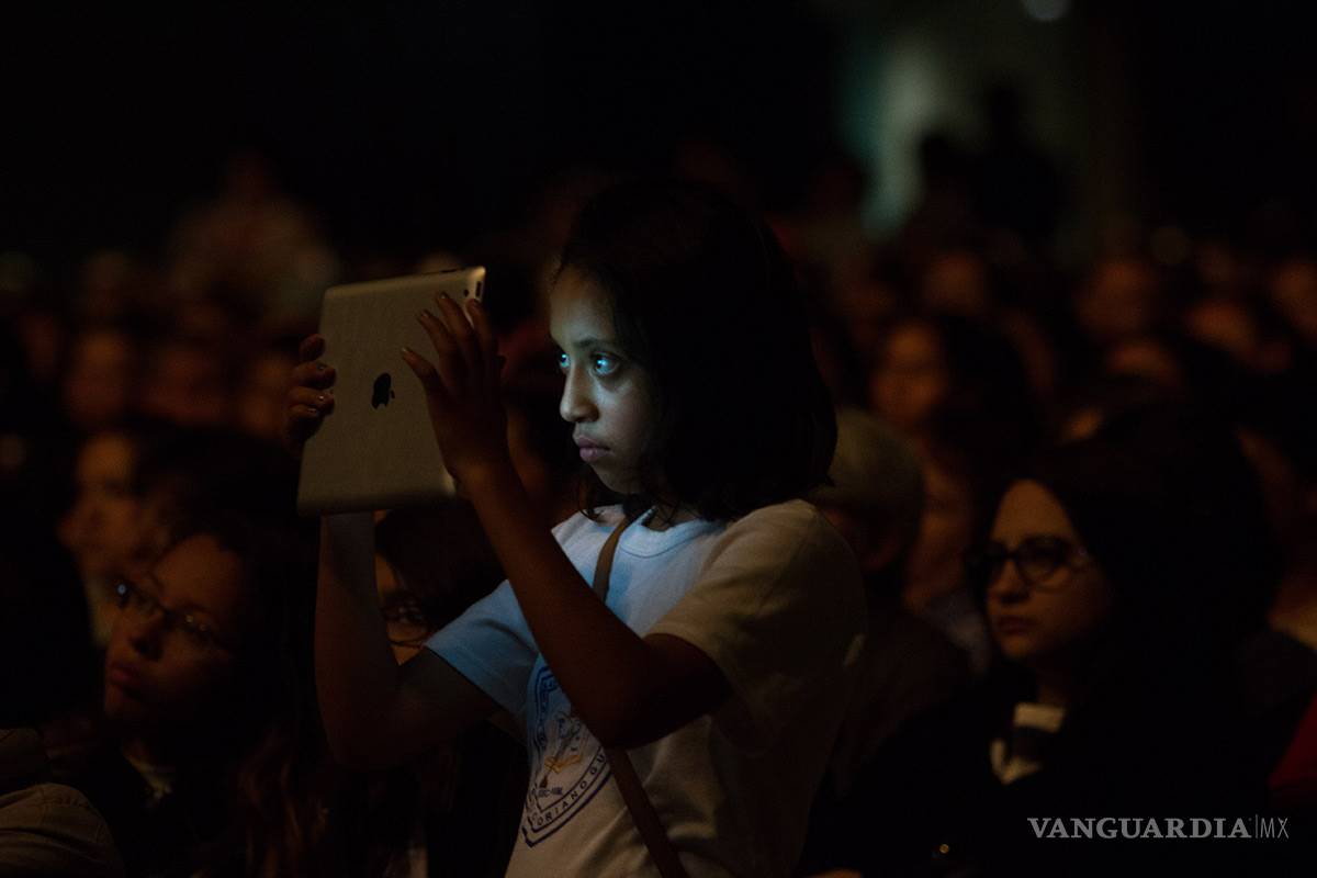$!Cómo el smartphone cambió la formación de los centennials