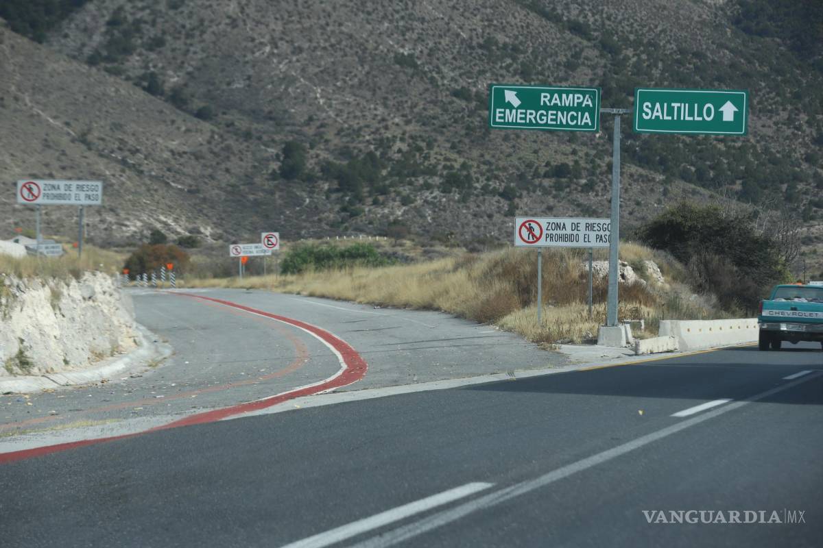Por falta de recursos, padece Coahuila carreteras federales en mal estado; 100 personas murieron el 2022