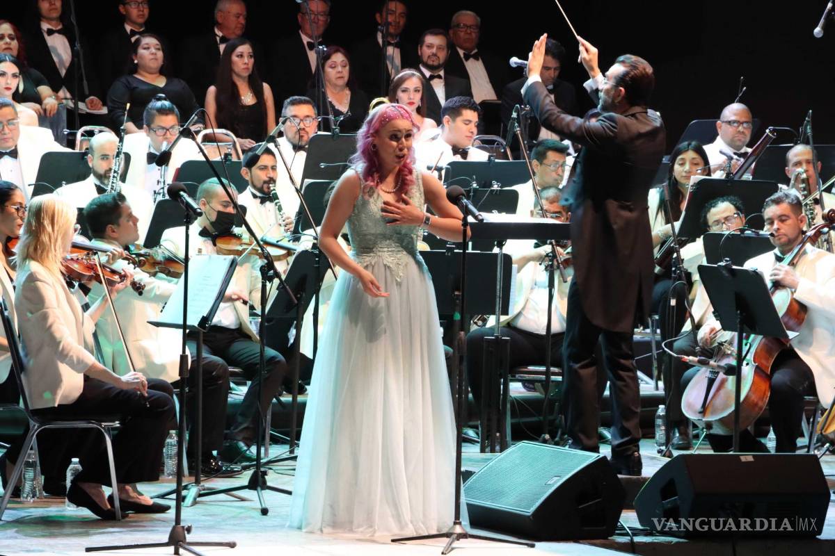$!La Compañía de Ópera le canta a Saltillo en su aniversario 445