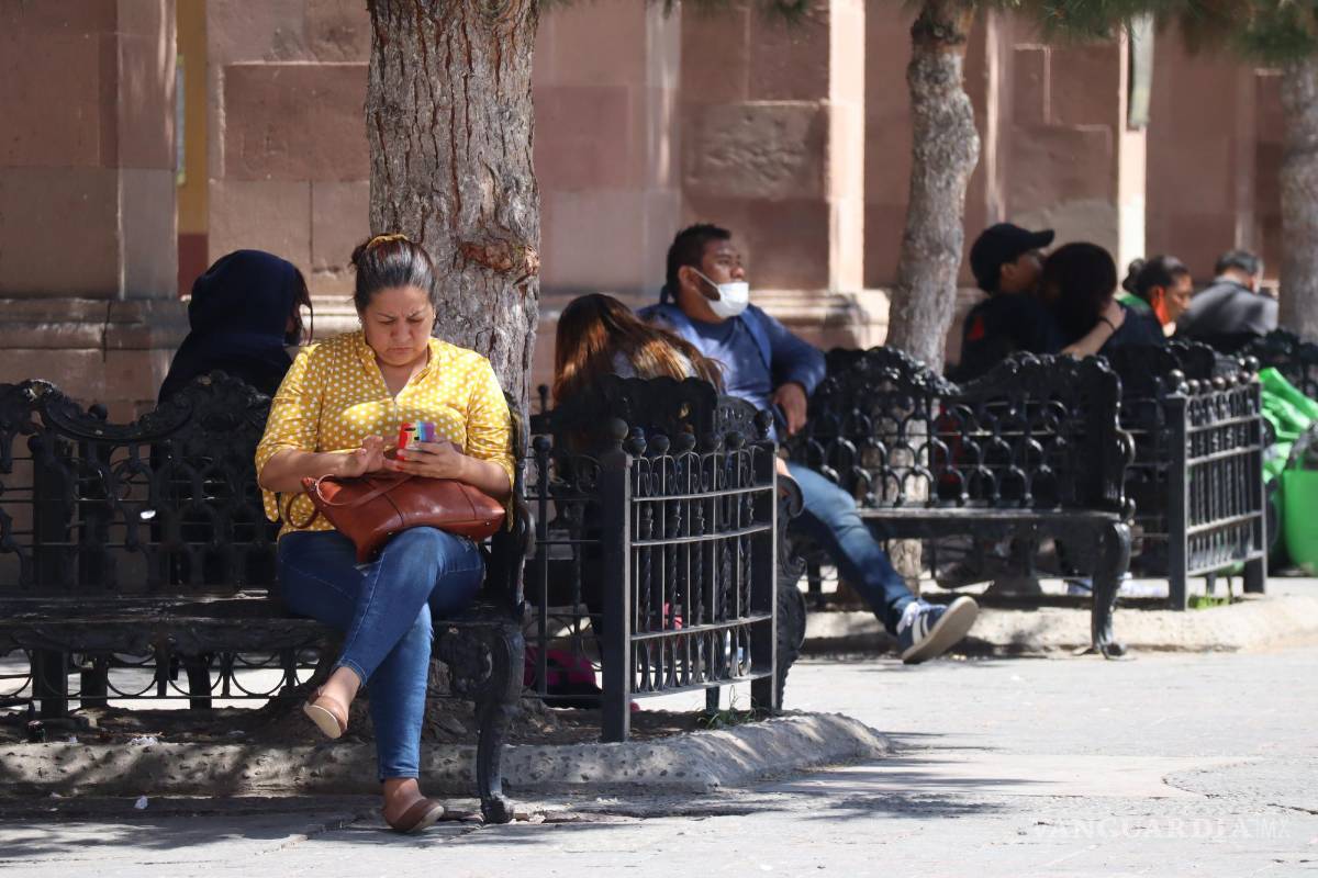 $!Los coahuilenses han aprendido a convivir con este virus, el cual ha perdido letalidad con el avance en la vacunación.