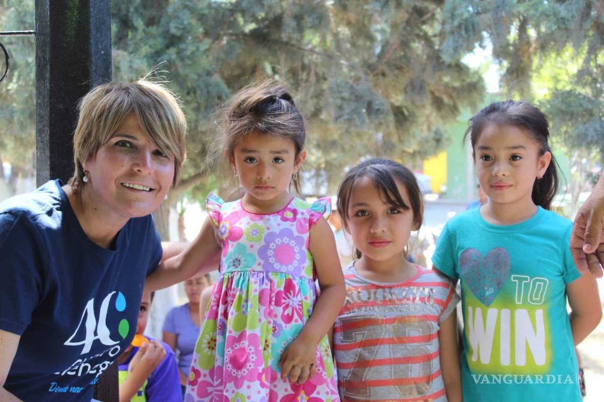 $!Festejan a niños de Cuatro Ciénegas, Coahuila