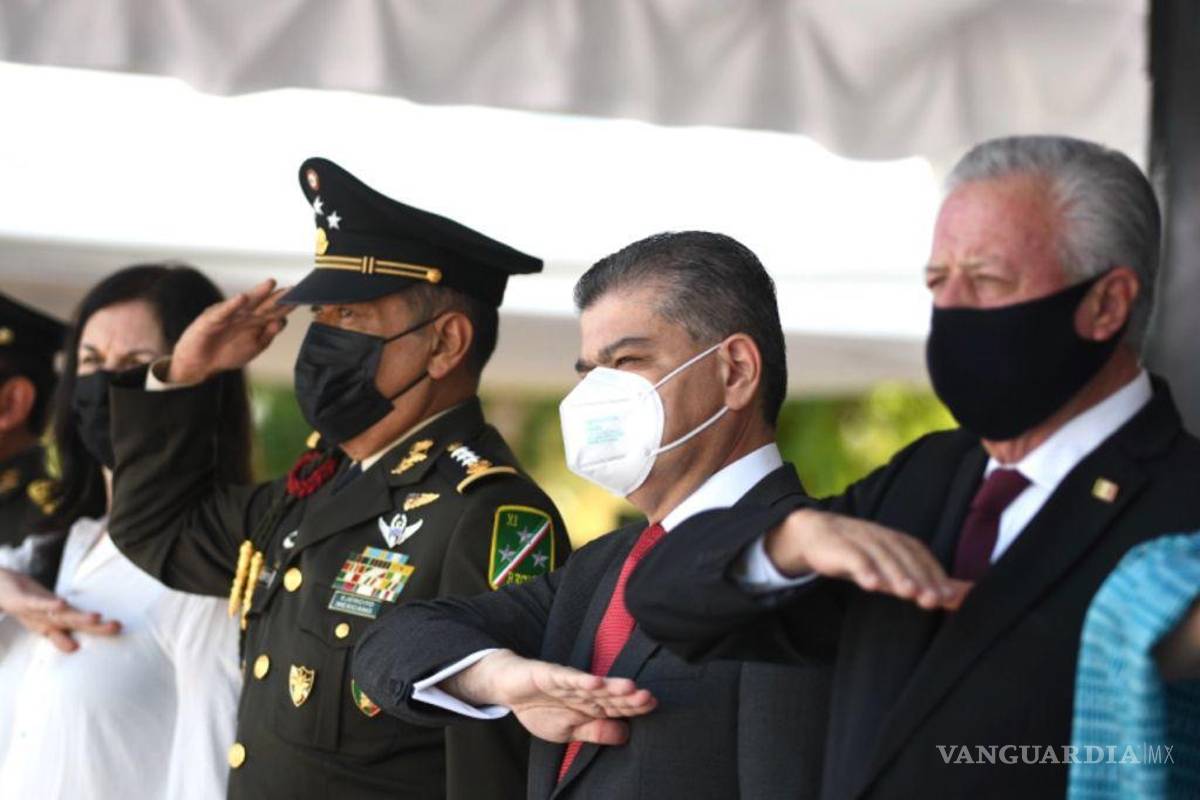 Encabeza gobernador Miguel Riquelme acto cívico en Torreón por la Gesta de los Niños Héroes