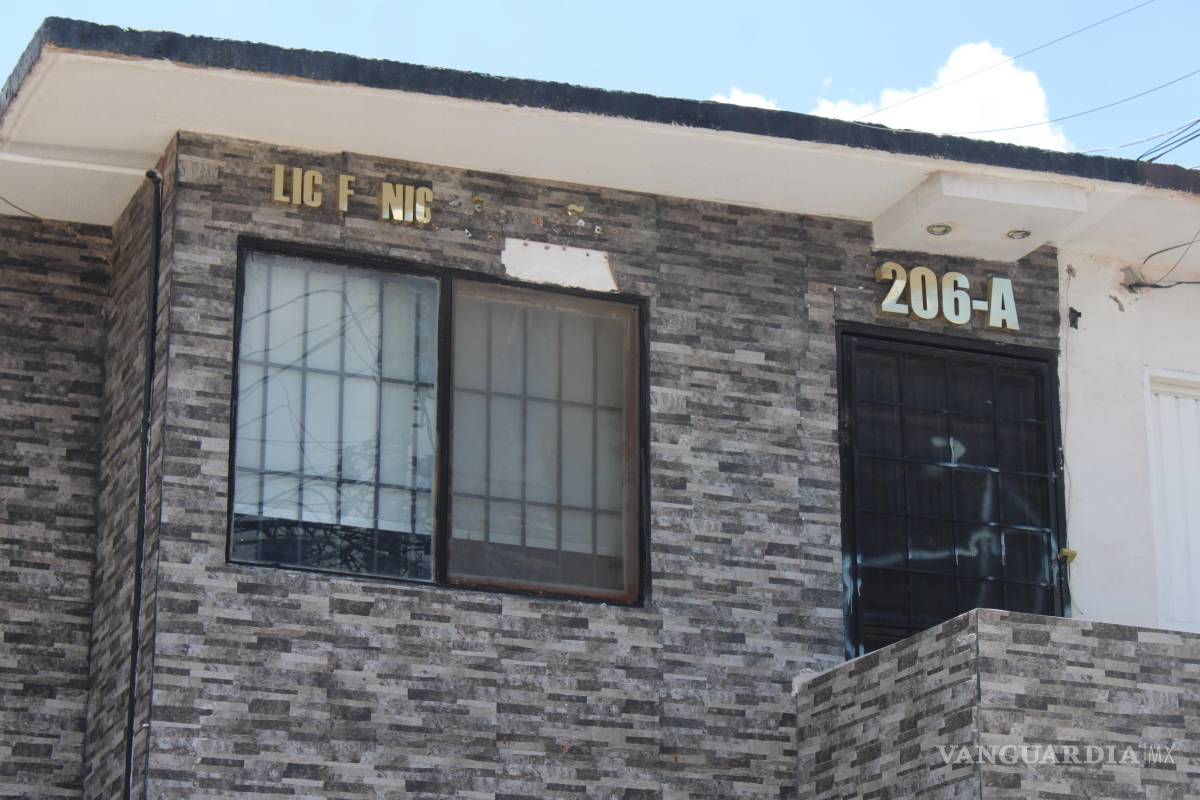 $!La notaría 45 en la colonia Villa California de Torreón, fue el escenario que sirvió de fachada para legitimar presuntas compra-ventas de predios, que resultaron un fraude.