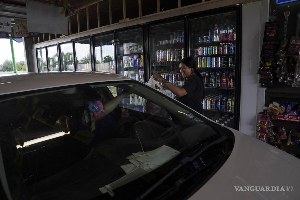 $!El Auto-Servicio El Tocayo, donde una reciente redada de ICE aplastó las esperanzas de algunos trabajadores agrícolas indocumentados.