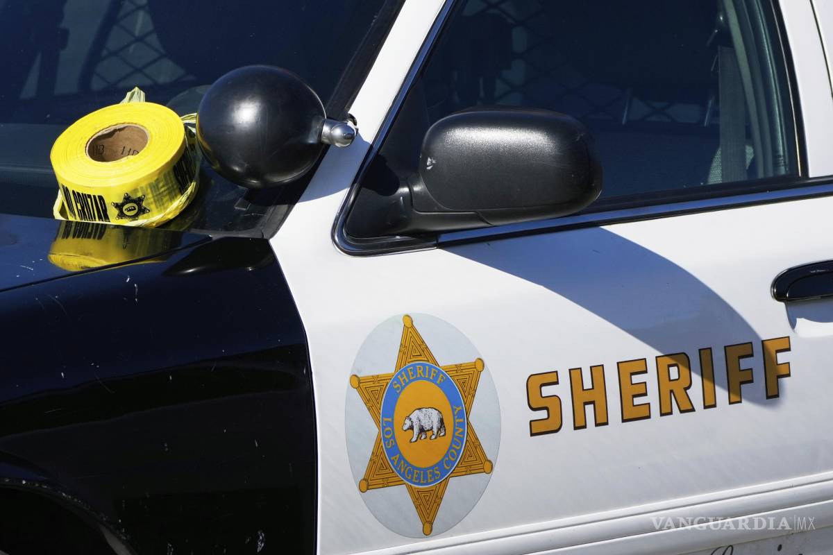 Un policía y una persona sin vida tras tiroteo en Los Ángeles