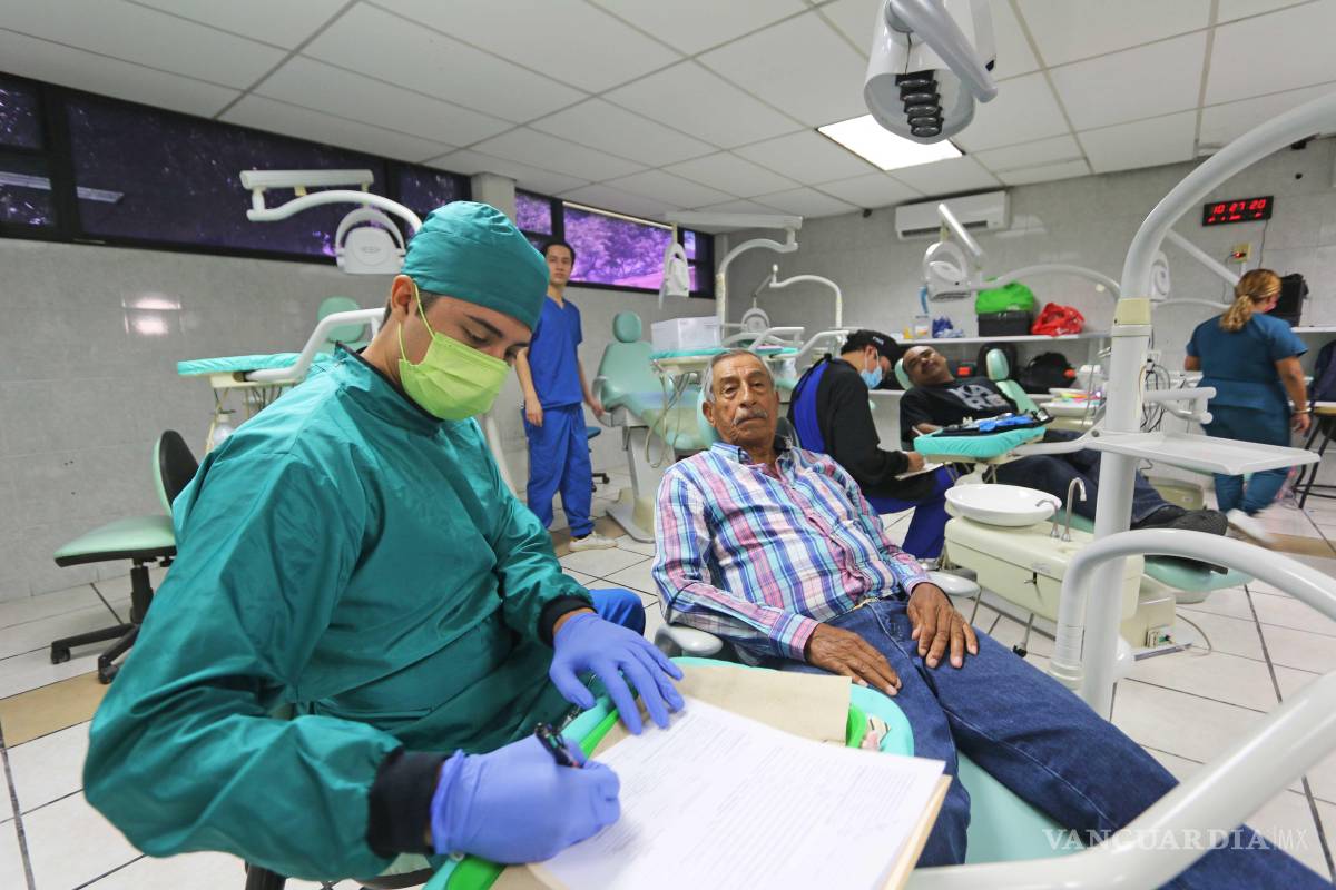 $!Los tratamientos son realizados por estudiantes avanzados bajo la supervisión de especialistas, garantizando seguridad y calidad en el servicio.