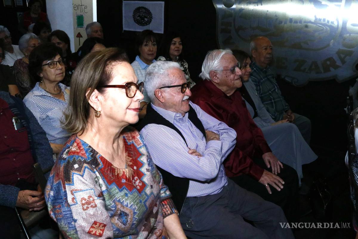 $!Presenta Daiva Gallegos en Saltillo su libro ‘Entre el caos y la conciencia’