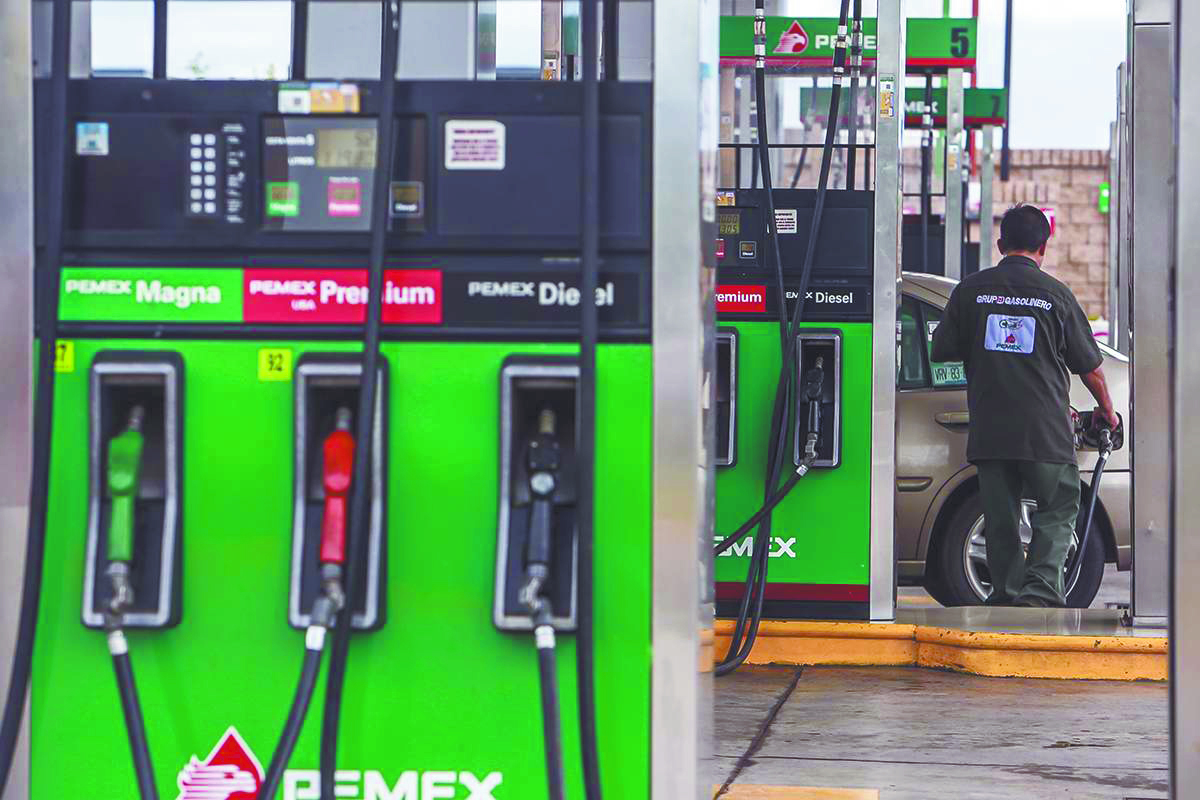 Preven más aumentos a la gasolina