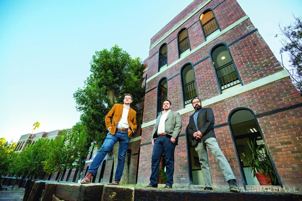 $!Arquitectos de la Universidad Carolina.