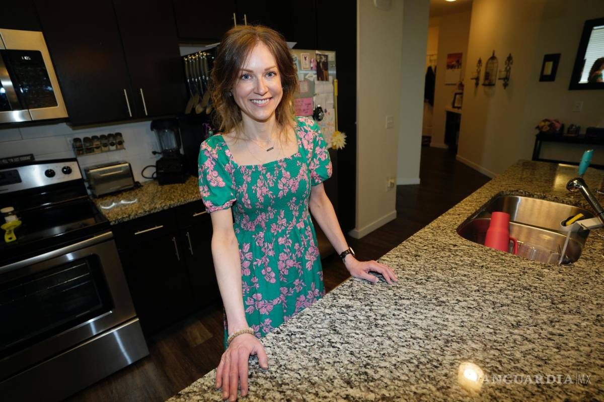 $!Kathleen Rickerson en su casa en Lakewood, Colorado, un suburbio al oeste de Denver. Los estadounidenses se están segregando según sus tendencias políticas.