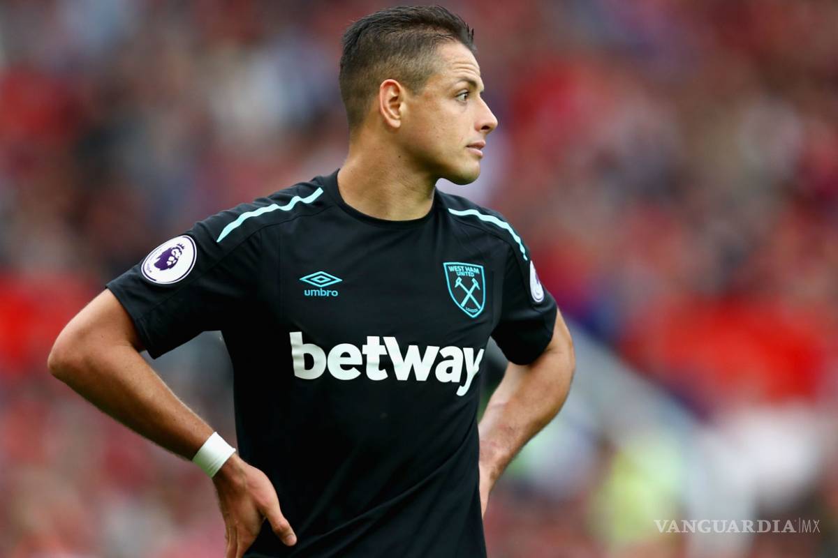 $!A pesar del mal rendimiento del 'Chicharito' Hernández, Pellegrini aún lo quiere en el equipo