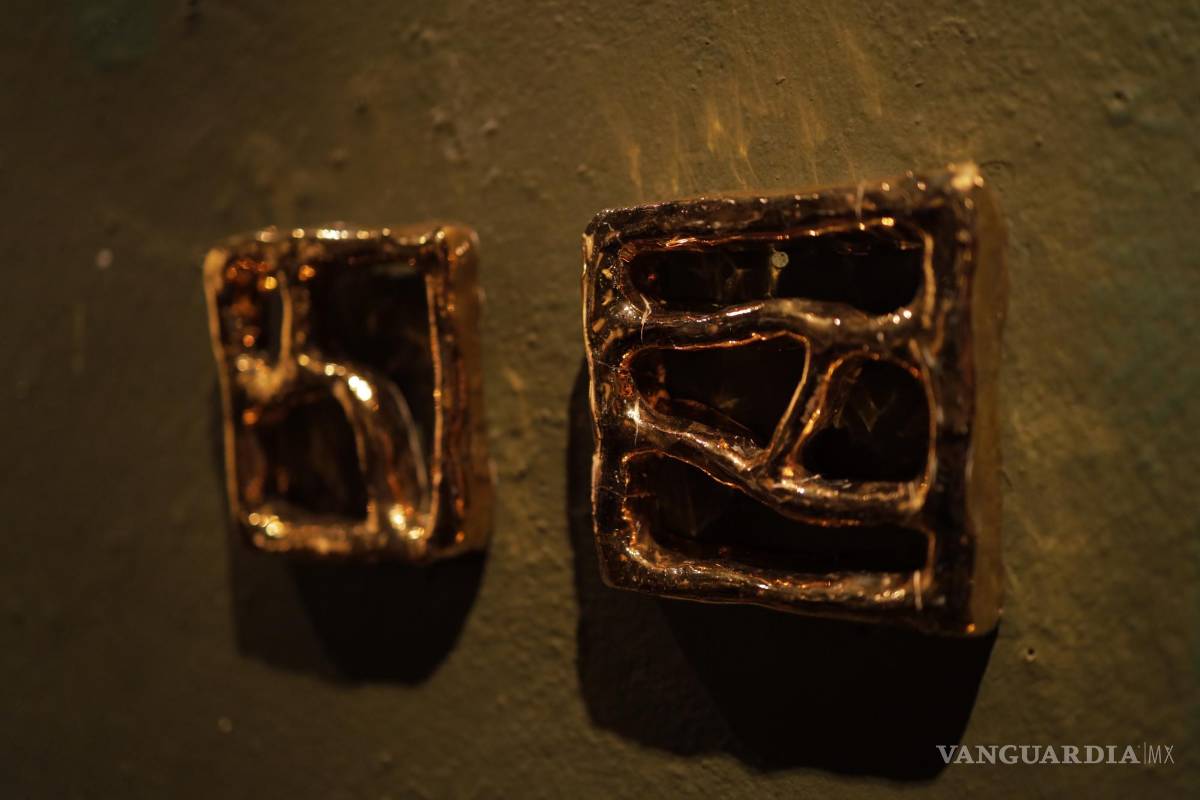 $!‘Derivada. Reflejos con tierra’, Mariela Gutiérrez expone su trabajo con la cerámica