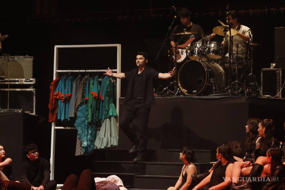 $!Del aula al escenario: alumnos del Tec de Monterrey Campus Saltillo derrochan talento en el Teatro de la Ciudad