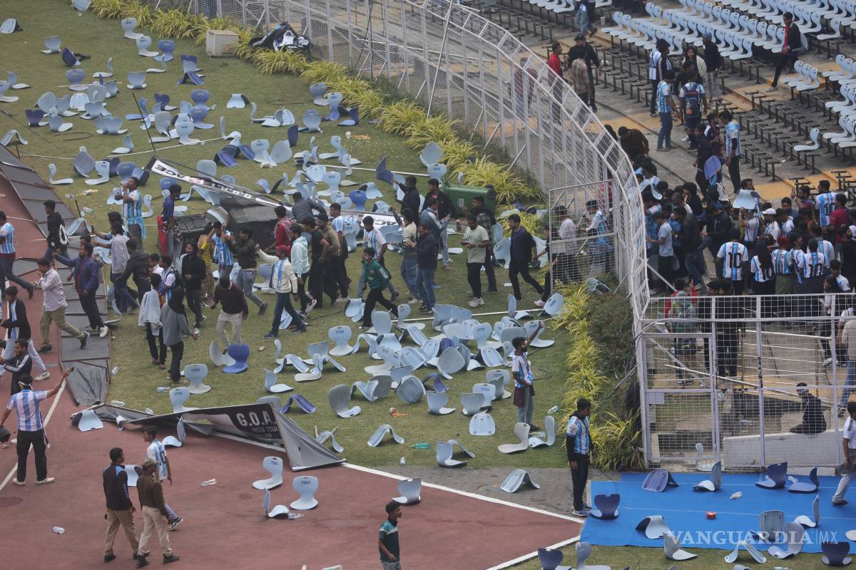 $!El paso de Lionel Messi por Calcuta generó una fuerte reacción entre los fans, luego de que el astro argentino abandonara el estadio antes de lo esperado.