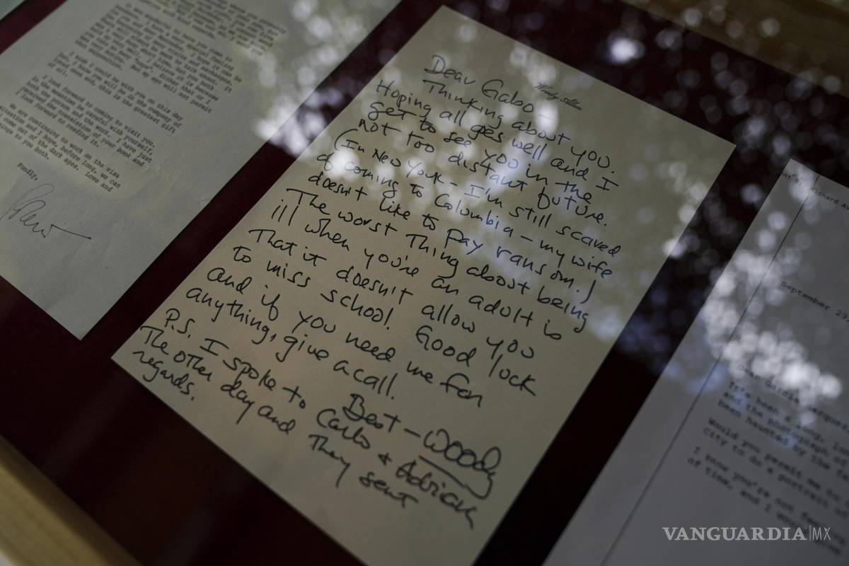 $!Una carta del director estadounidense Woody Allen en una exposición en la casa del escritor colombiano Gabriel García Márquez en la Ciudad de México.