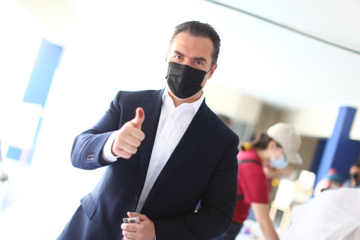 Adrián de la Garza se muestra confiado de su triunfo