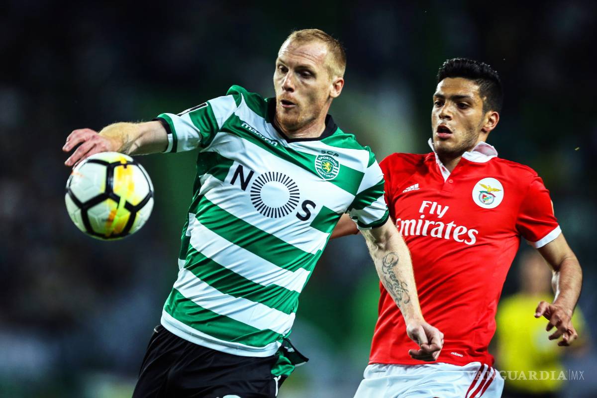 $!Jiménez y Benfica empatan ¡y el Porto es campeón!