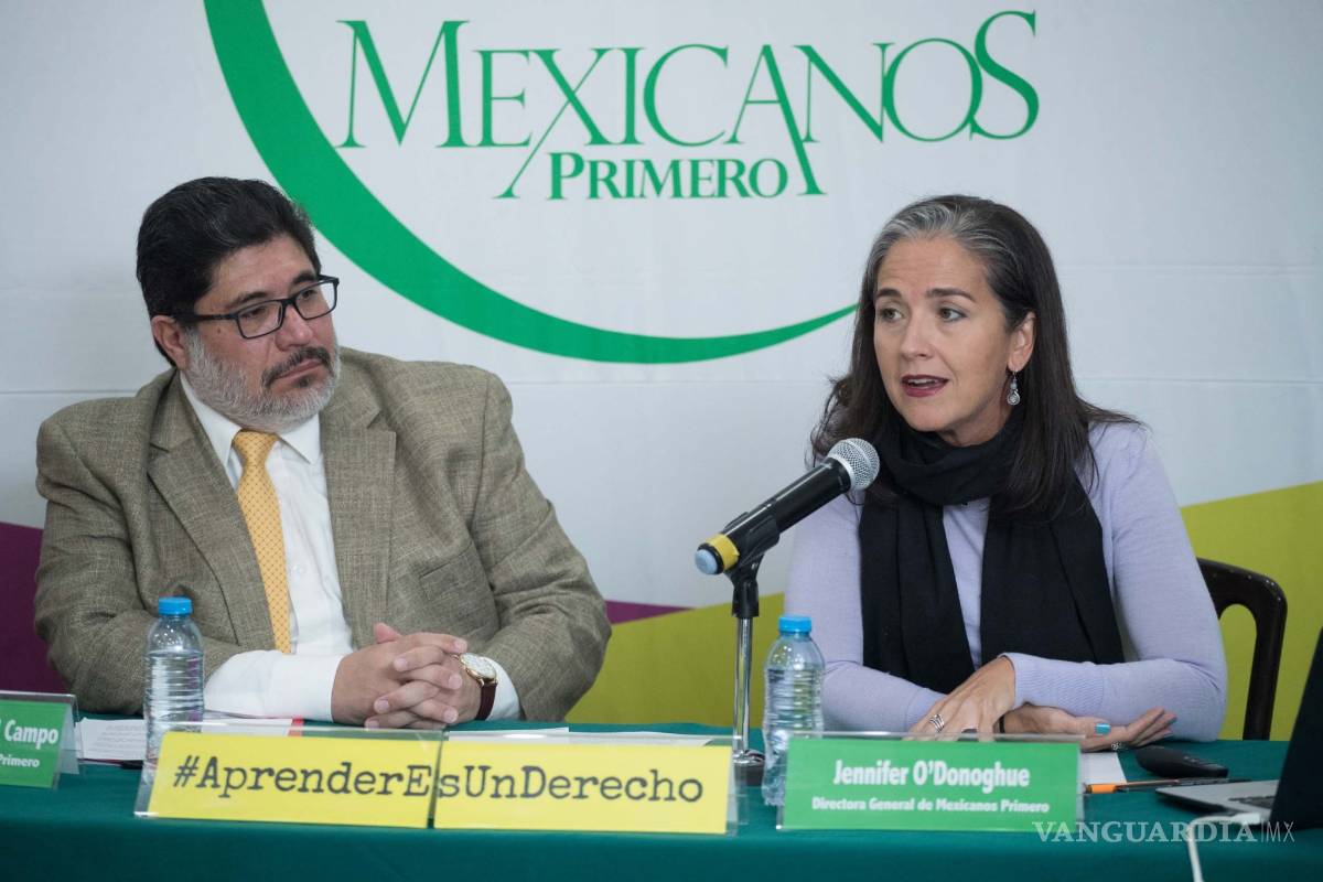 Piden a AMLO que no regrese poder al SNTE