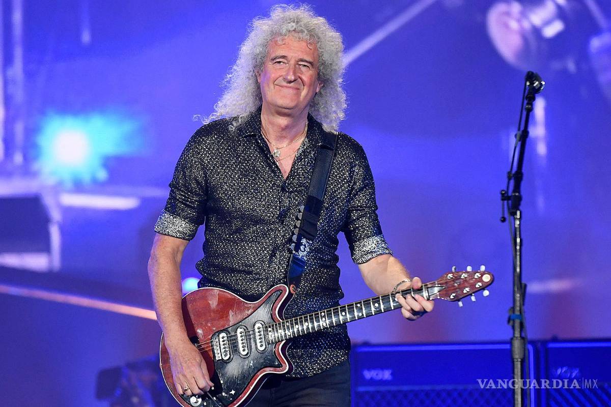 Pide Brian May, guitarrista de Queen a sus fans que se cuiden del COVID tras confirmar su contagio