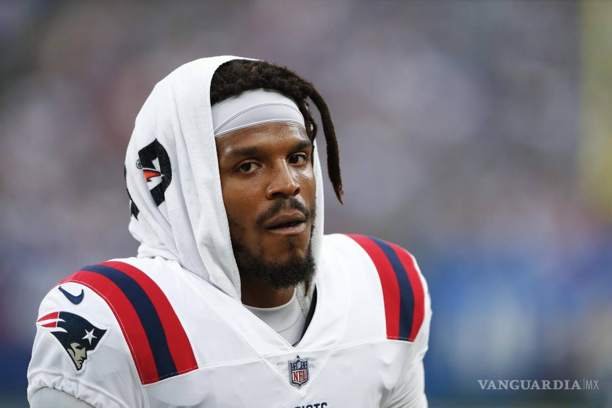 Revelan los motivos del corte de Newton; Bellichick niega que estatus de vacunación llevara al corte