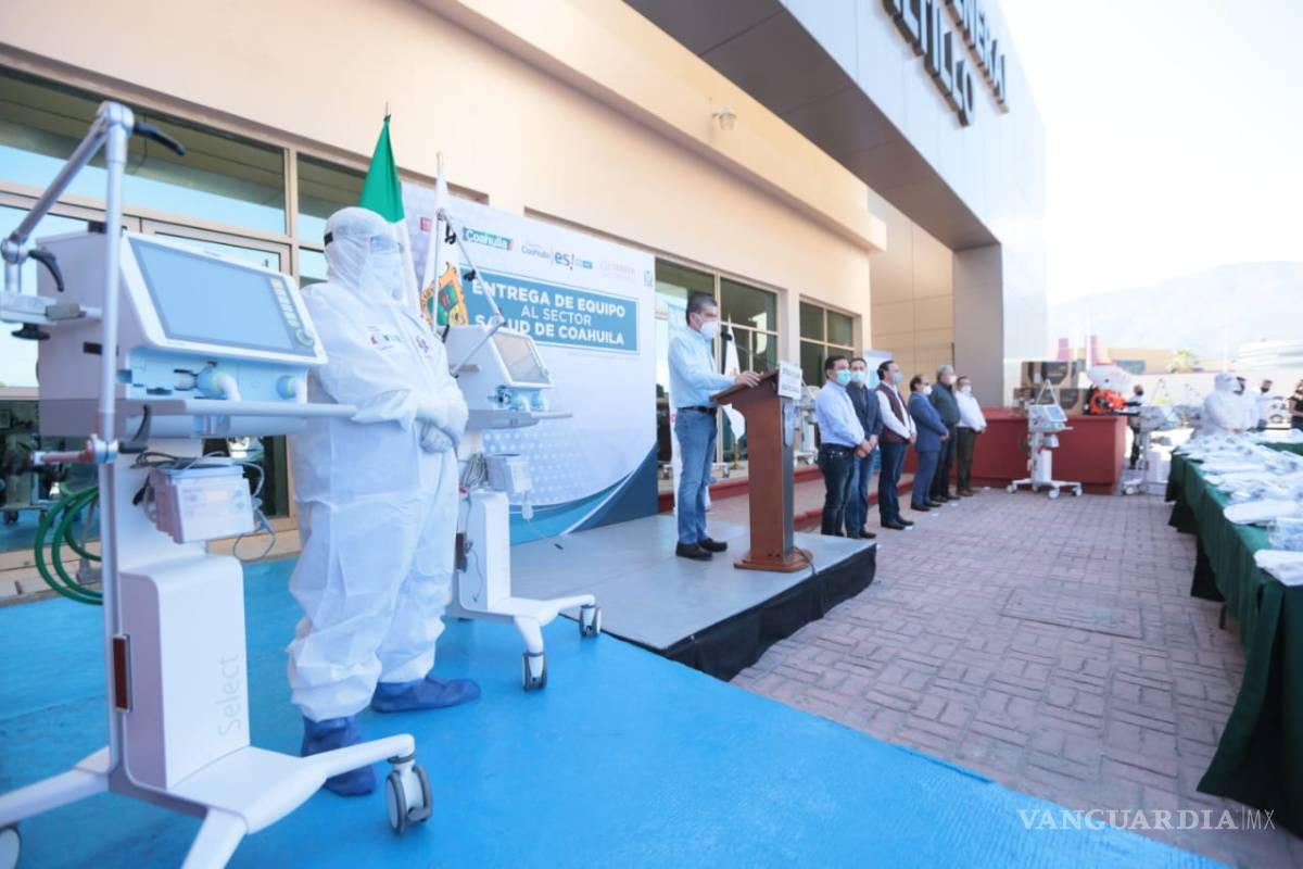 Entrega Riquelme Solís apoyos que se repartirán en Coahuila