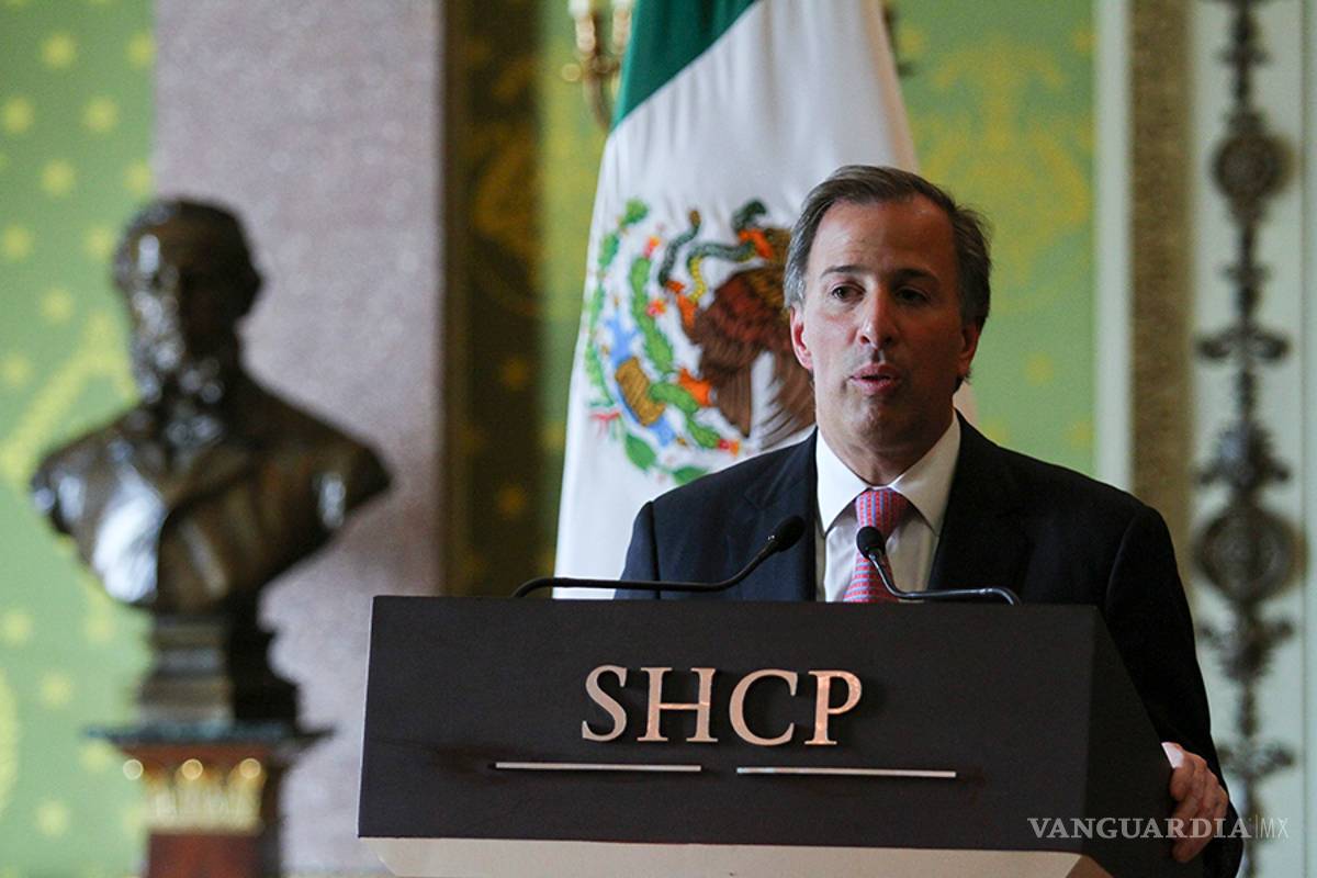 Menor recaudación en gasolina no pega a finanzas: Meade