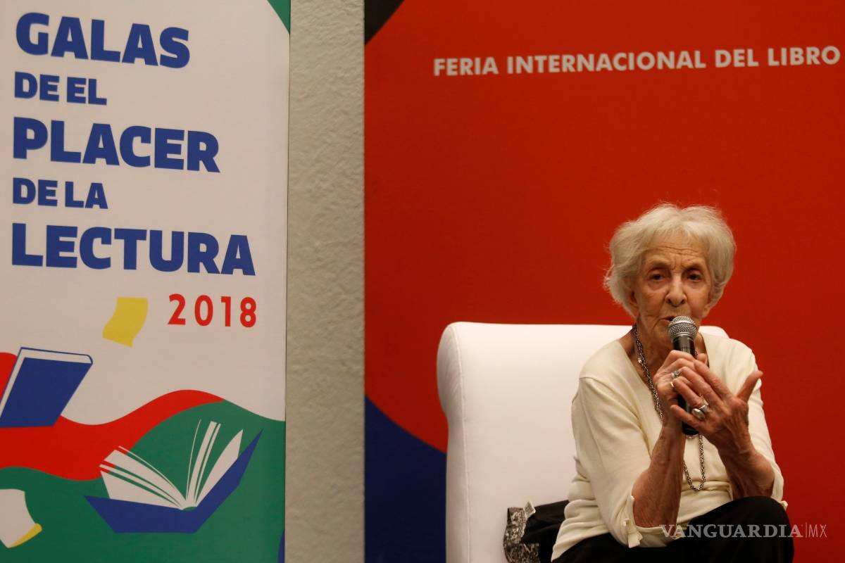 Invita Ida Vitale a los jóvenes a leer cosas distintas en la FIL de Guadalajara