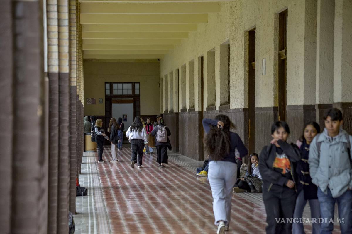 $!Recorrer los pasillos del Ateneo significa para los egresados ser ateneísta por siempre.