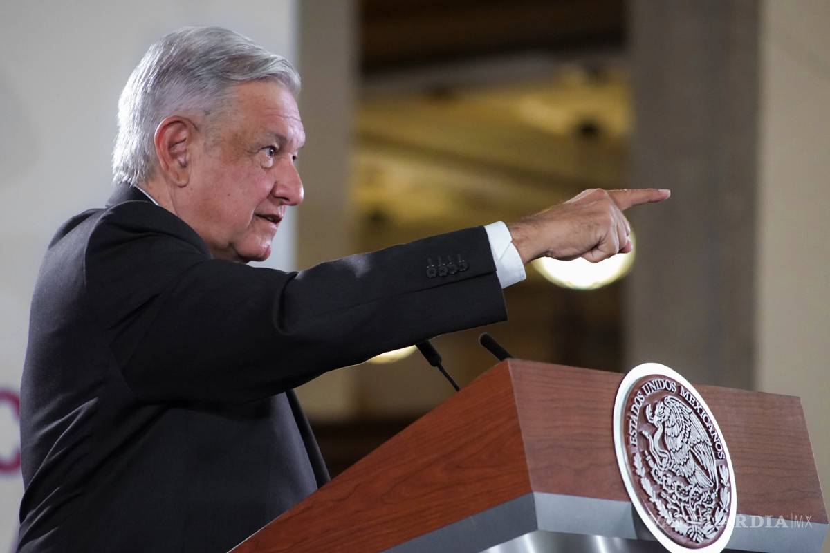 AMLO revela que primera gira de 2021 será en Michoacán y Colima