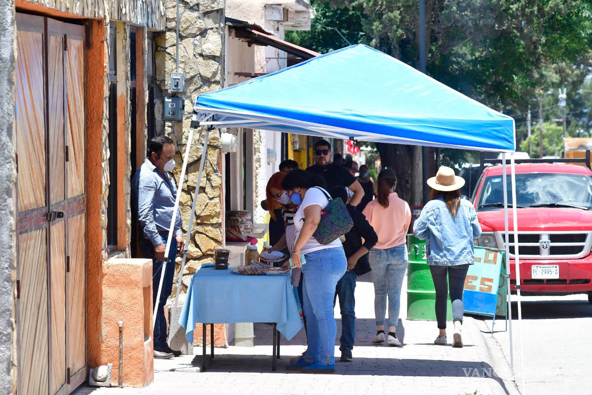 $!Saltillenses retan al coronavirus; se van de 'fiesta' a San Antonio de las Alazanas