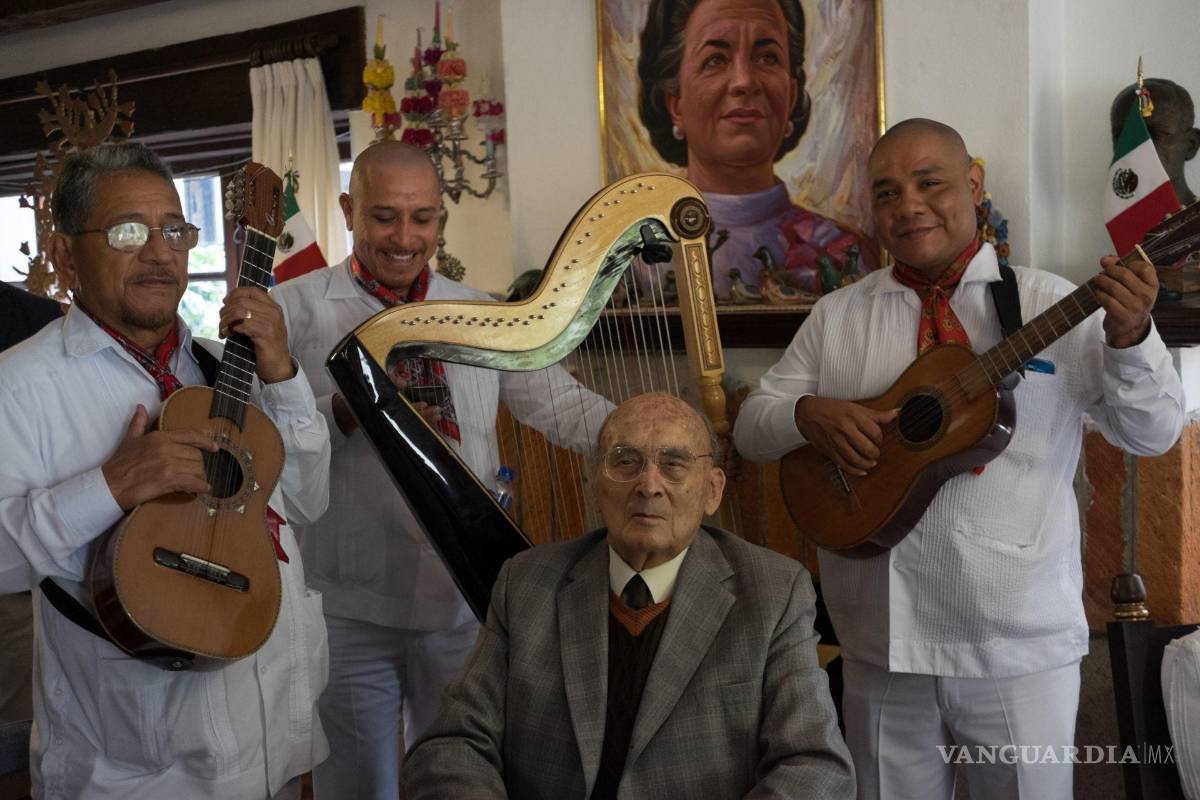 $!El expresidente de México Luis Echeverría Álvarez en su cumpleaños número 100.