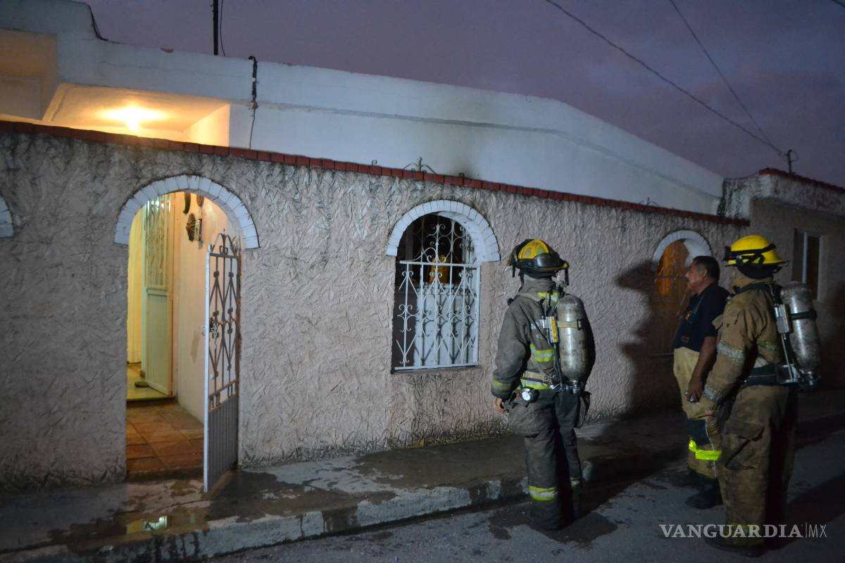 Ayudan a mujer violentada por su pareja; él les incendia la casa en Saltillo