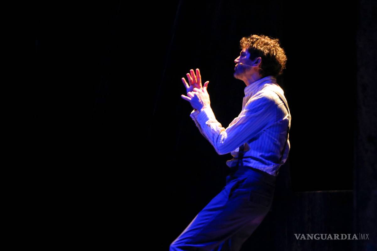 $!Cautiva Benny Ibarra a Saltillo con su monólogo