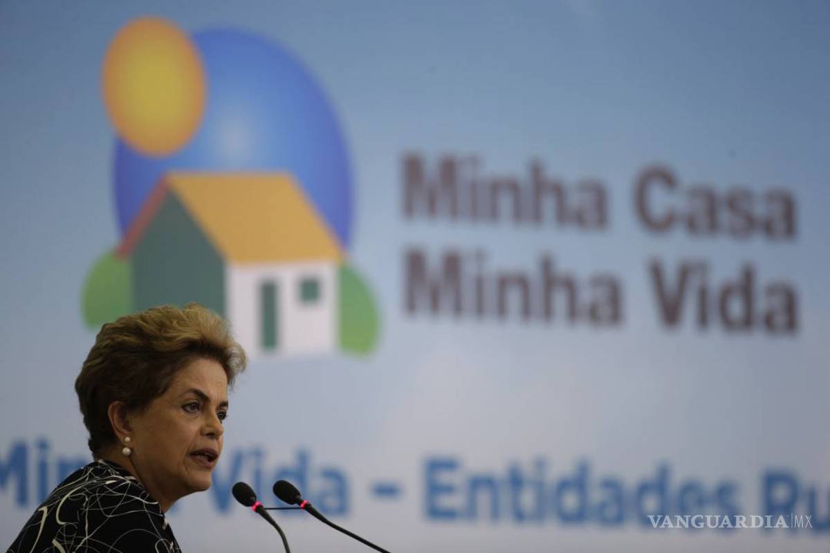 No renunciaré: Rousseff