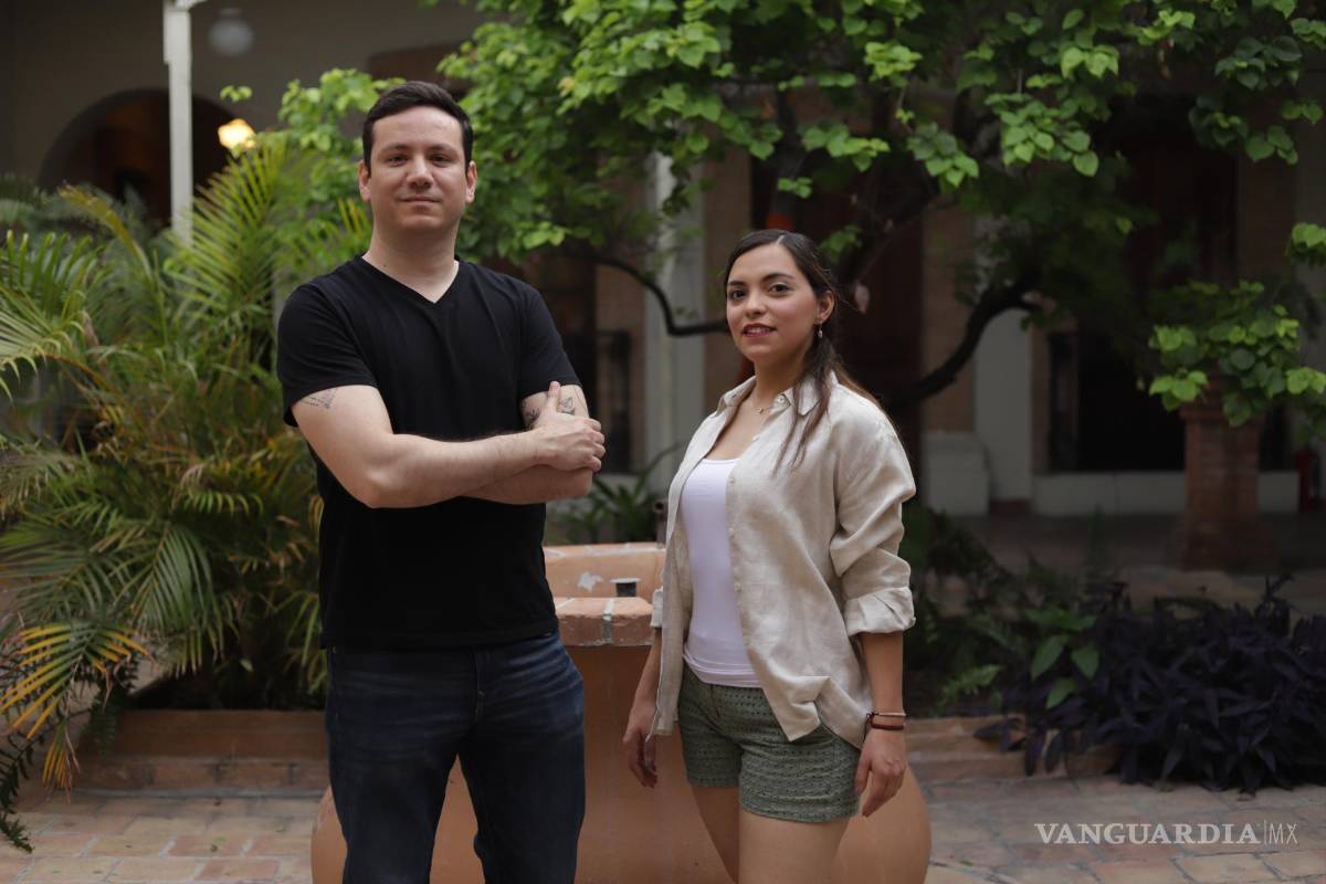 $!Arturo Morales y Melissa Soto recibieron la asesoría de novillero Antonio Santos.