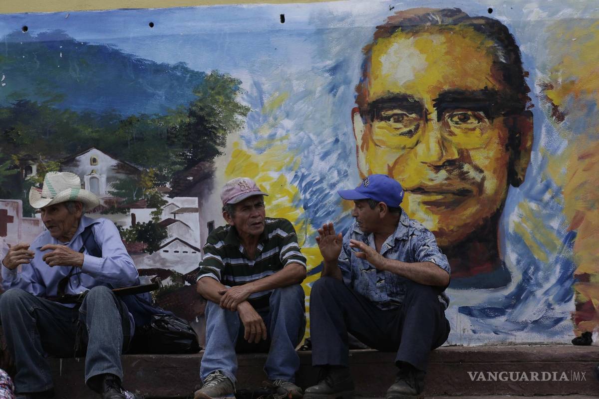 Monseñor Óscar Romero muy cerca de ser santo