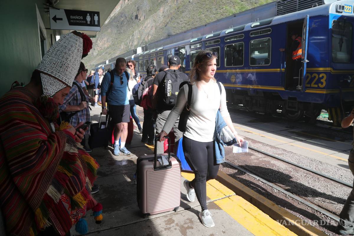 $!“Flygskam”, el movimiento de no viajar en avión que promueve Greta Thunberg